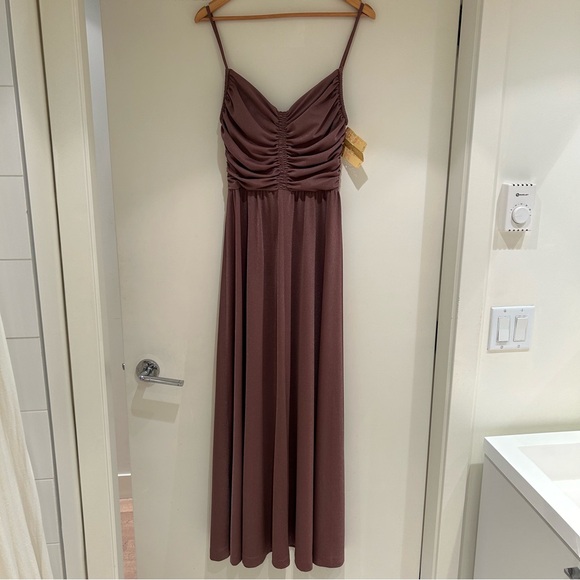 Vintage 1970s formal dress - Picture 3 of 5